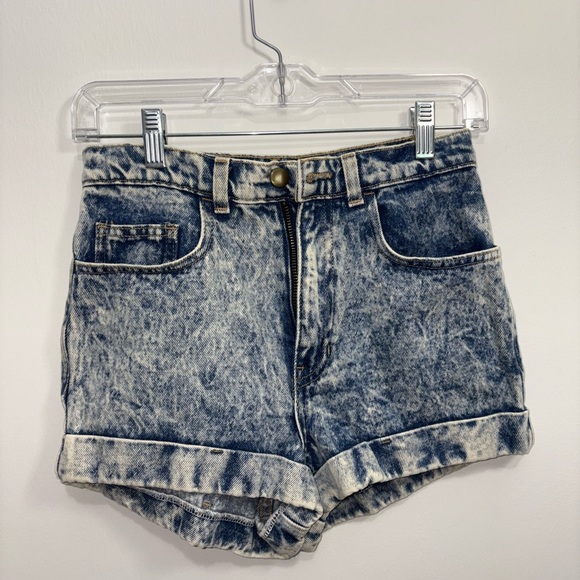 American Apparel High-Waisted Acid Wash Jean Shorts - Picture 4 of 7